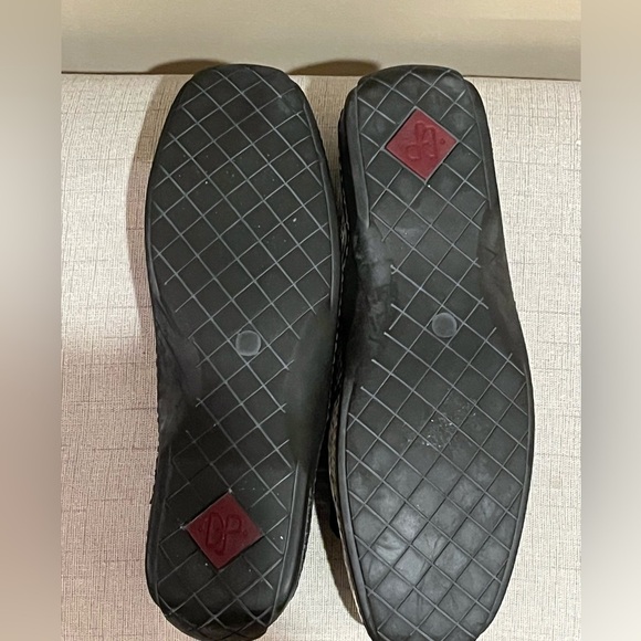 DONALD J PLINER SPORT Danie Snakeskin & Rhinestone Buckle Driver Loafer, size 8 - Picture 4 of 9